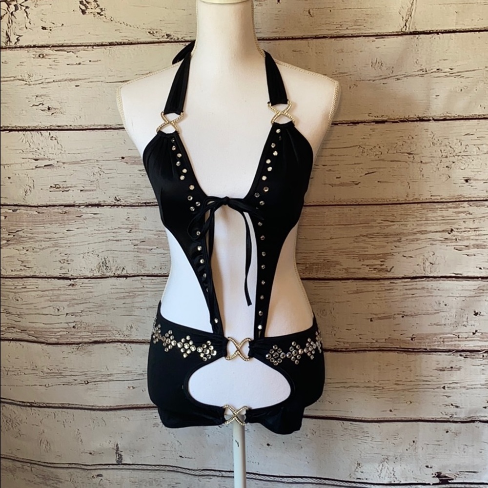 Capriel’s Black Dance Costume S/M